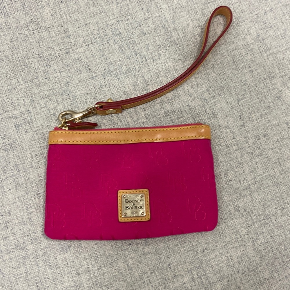 Dooney & Bourke Medium Wristlet